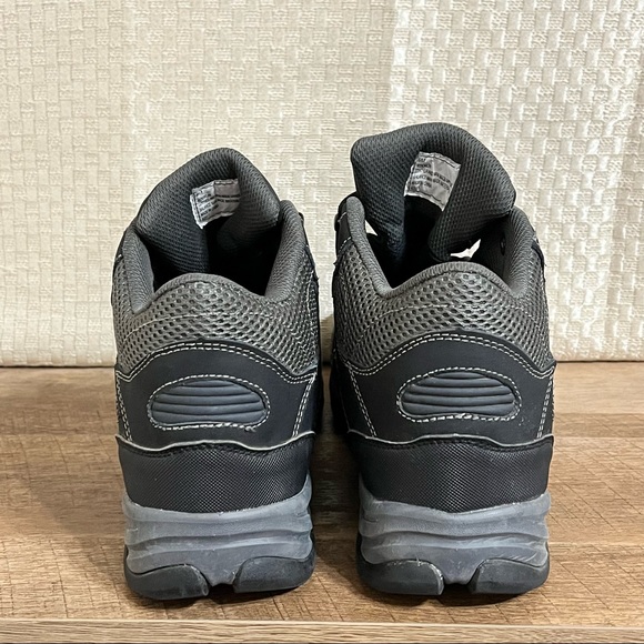 coleman men's hiking boots